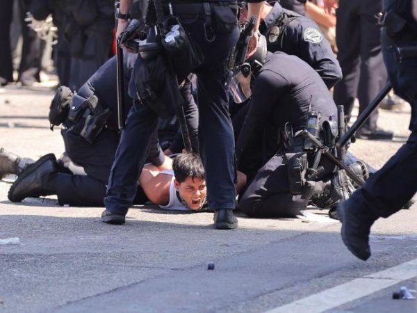 九游体育娱乐网特朗普征引联邦律例将加州国民警卫队“部分联邦化”-九游体育(中国)官方网站 登录入口 IOS/安卓通用版/手机app下载